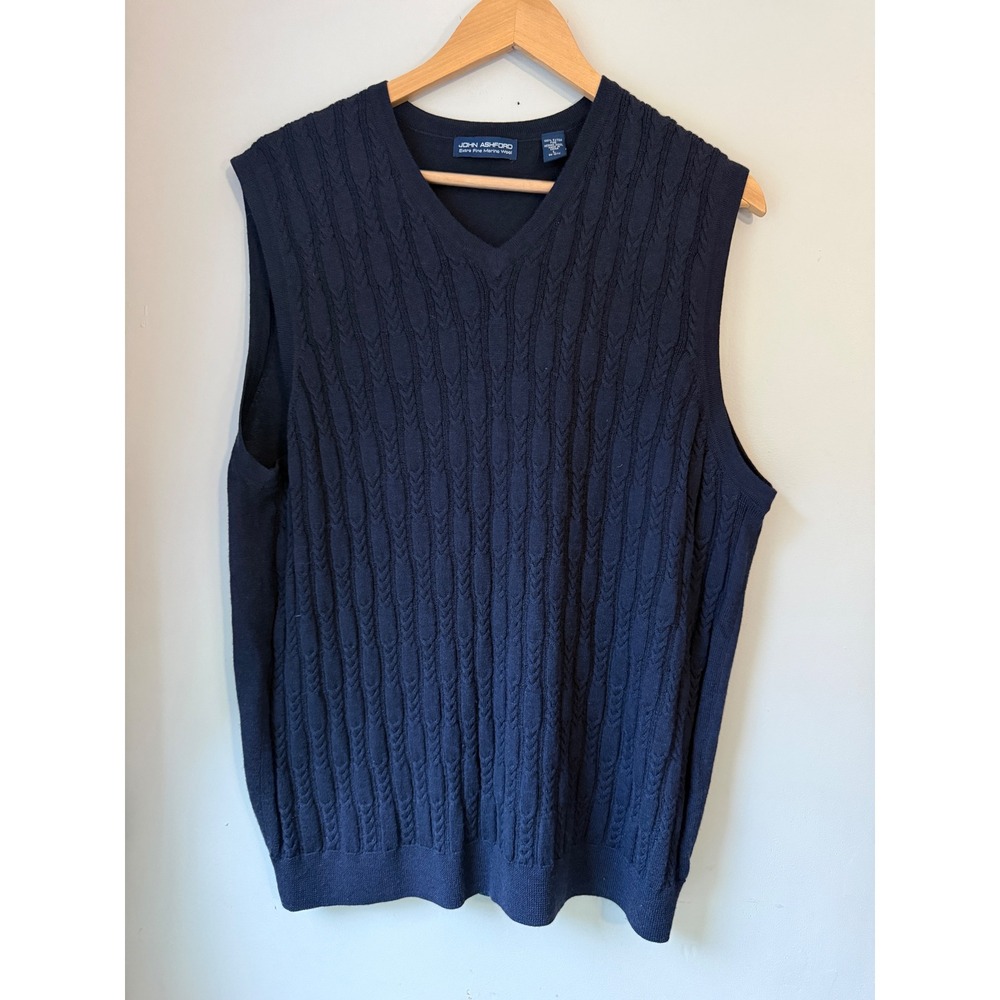 John Ashford Mens large Blue Fine Merino Wool Cable‎ Knit V-Neck Sweater Vest